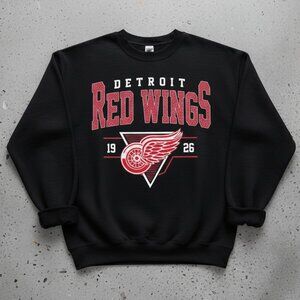 Detroit Red Wings Vintage Hockey Logo Crewneck Sweatshirt Est. 1926 Fan Apparel